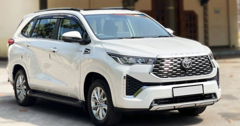 Toyota Innova Hycross